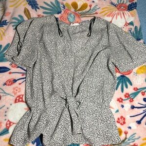 nice top only worn twice